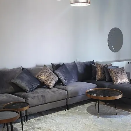 شقة Luxurious Furnished 2 Bedroom At Avrupark Hayat *